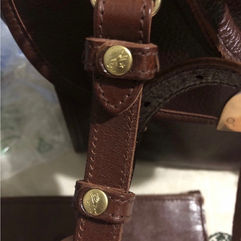 IL BISONTE like new crossbody bag. Genuine Leather.